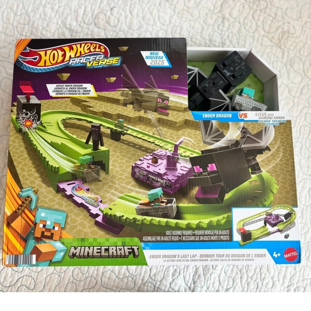Hot Wheels Racer Verse Minecraft Ender Dragon's Last‎ Lap Track Set Steve